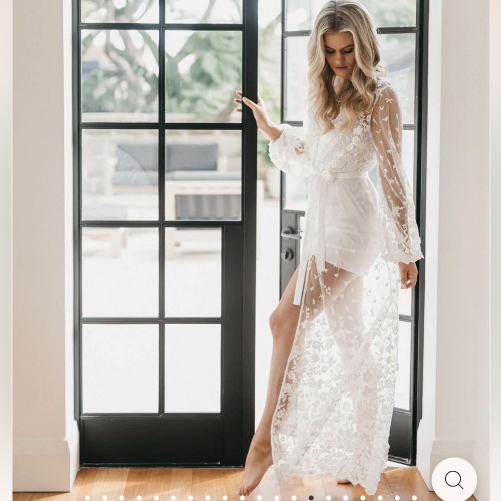 ADELE BRIDAL LACE MAXI ROBE - INCLUDES SLIP